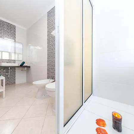 Mare - Moradia Elegante Com Piscina - Galé, *